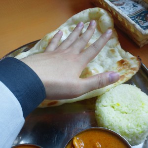 アールティ ランチセットのナン アールティ ランチセットのナン