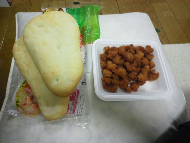 ナンと軟骨を一緒に食う